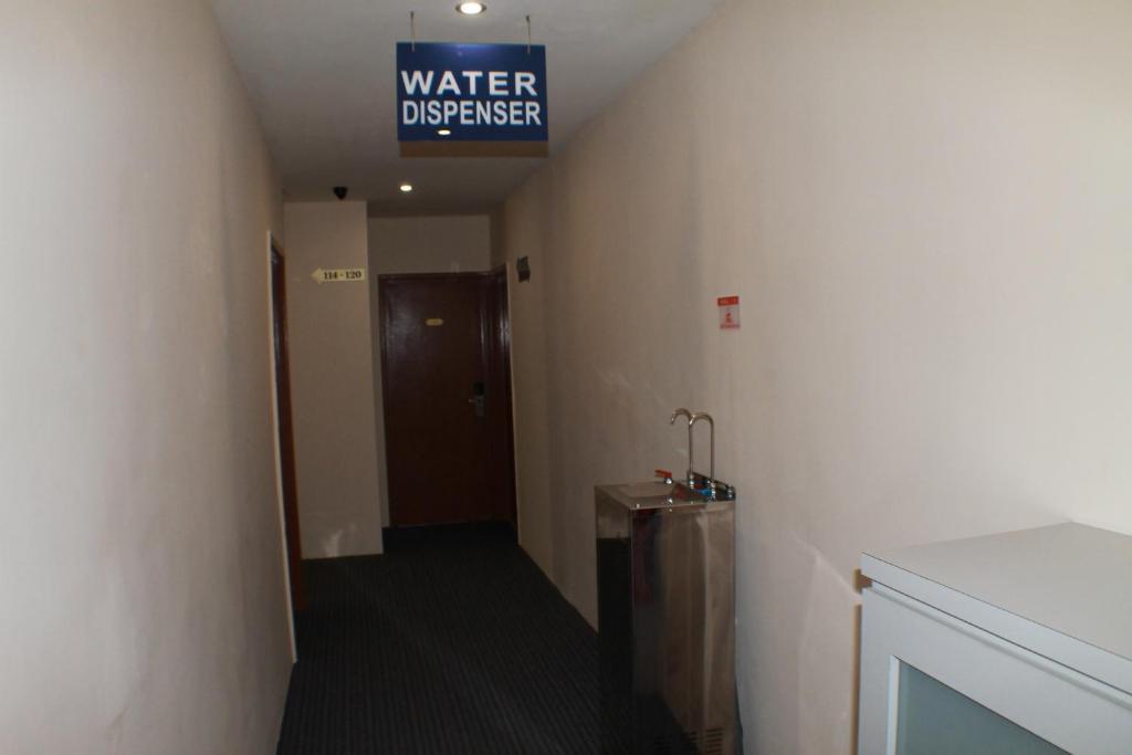 Hotel Zamburger Bukit Indah Johor Bahru Exterior foto